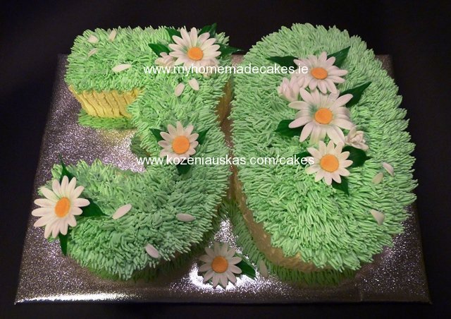 30 daisy cake