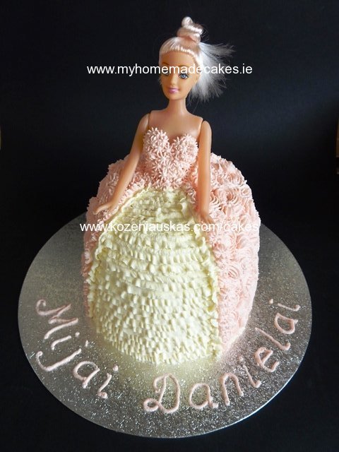 Barbie cake