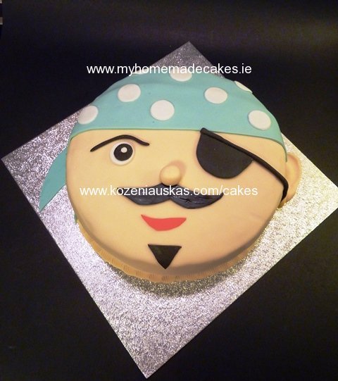 pirate cake