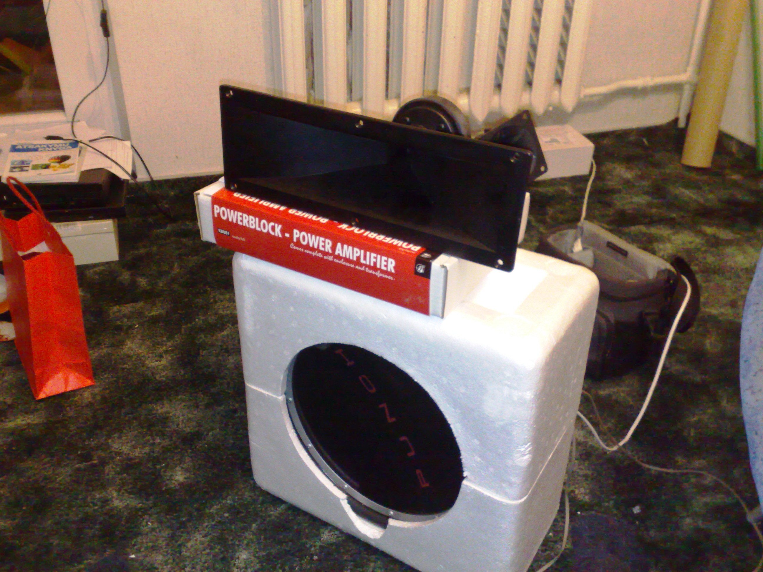 Another speaker… &nbsp; Missing part list: LED, organic glass, the box planks and that’s about it